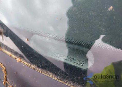 2002 Ford Explorer Xlt from USA, damaged, VIN 1FMZU73E52UB22890